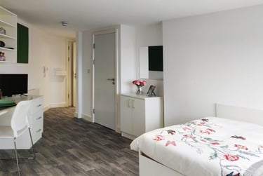 1 bed studio, Denham Street, Westcombe Park, London, SE100XU - Image 9